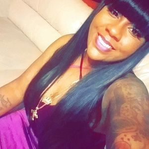 Meet your Posher, Victoria